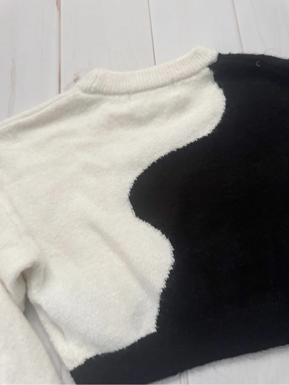 H&M Girls Cropped Sweater